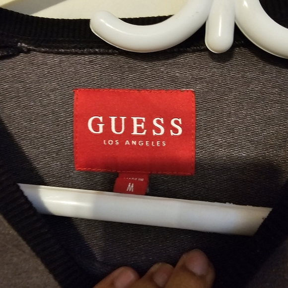 Guess Sweatshirt - Picture 2 of 2